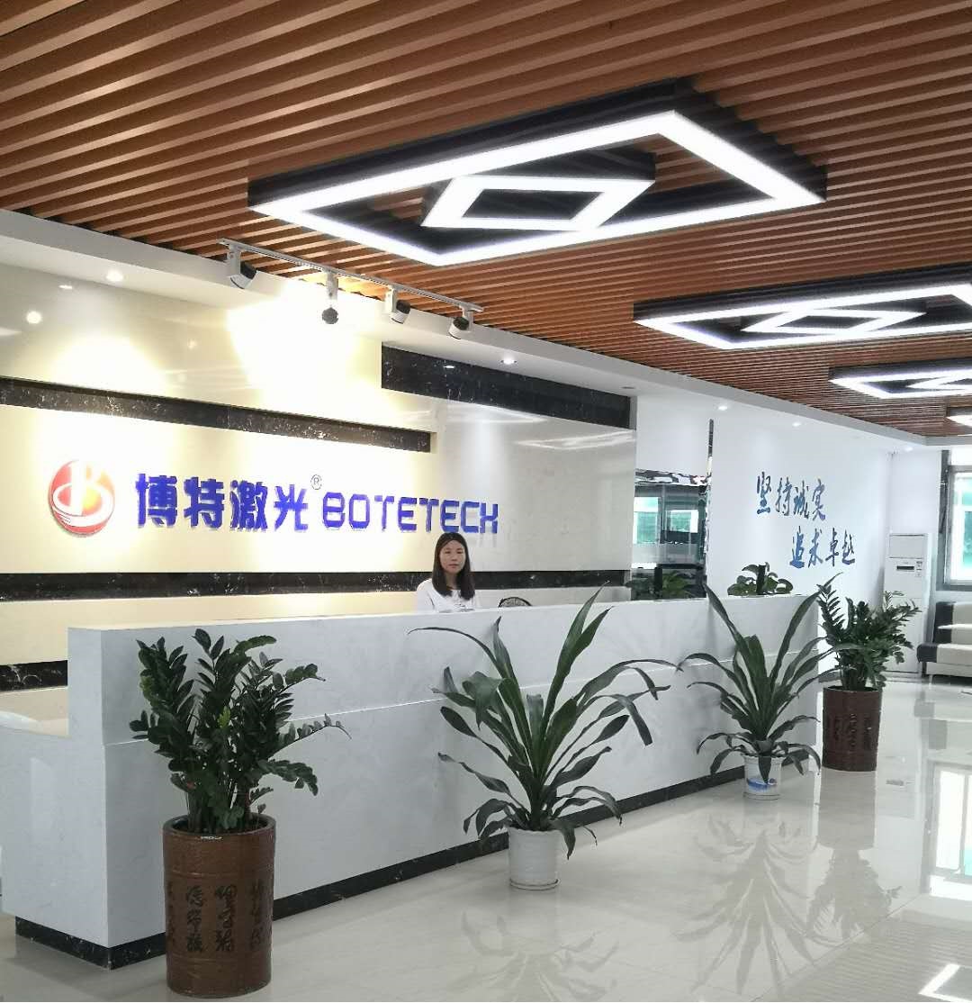 全自動激光焊接機(jī)廠家 全自動激光焊接機(jī)廠家